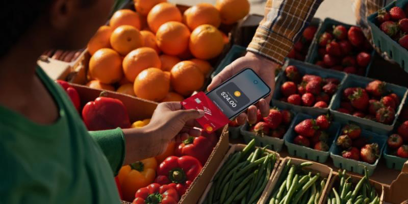 Apple представила сервис Tap to Pay для использования iPhone вместо платёжного терминала